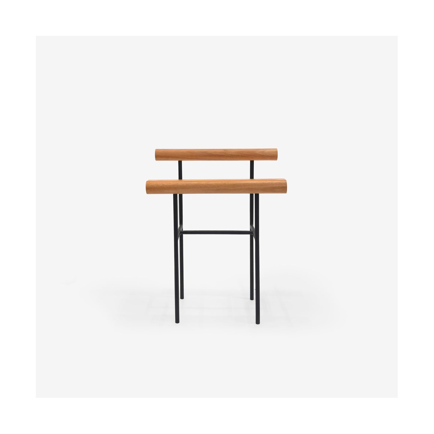 banco tokyo quatro apoios