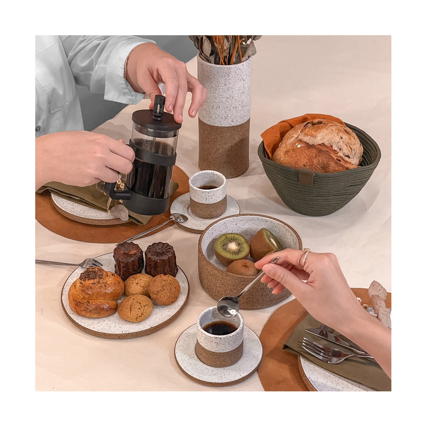 Aparelho de Jantar em Cerâmica Artesanal – Sob Encomenda